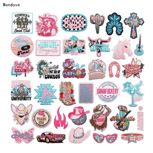 Parche bordado de niña vaca pequeña a la moda al por mayor, parche occidental, decoración de ropa, parches bordados para planchar para sombreros de camionero - Product Image 1