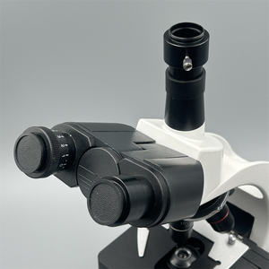 シーデントップフ ヘッド リサーチグレード 三眼顕微鏡 40X-1600X 倍率 生物学研究用 ラボ用複合顕微鏡 - Product Image 5