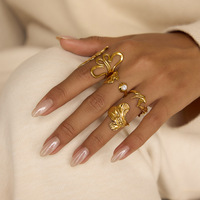 Bague ajustable classique en acier inoxydable plaqué or 18 carats avec zircone en forme de colombe pour femme