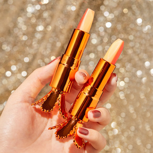 Hotsale <span class=keywords><strong>AGAG</strong></span> pintalabios zanahoria pintalabios mágico 3 en 1 Sección de diamante pintalabios de caroteno Cosméticos de belleza Set labial - Product Image 2