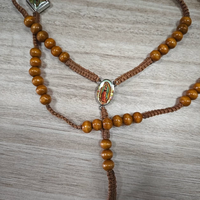 Collier Chapelet Catholique en Bois Perlé Vierge Marie, Fait Main, Tressé, avec Croix Religieuse et Perles de Cristal