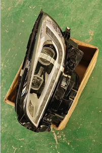 Phares LED d'<span class=keywords><strong>occasion</strong></span> pour Lincoln Corsair Aviator Navigator, source lumineuse LED, surface brillante, coins nettoyés, installation directe - Product Image 2