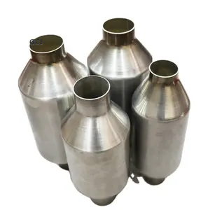 Convertisseur catalytique à trois voies d'acier inoxydable d'échappement de voiture de filtre de monolithe en céramique d'usine de source avec le bon prix