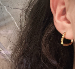 Pendientes <span class=keywords><strong>de</strong></span> Aro en Forma <span class=keywords><strong>de</strong></span> U, Diseño Trenzado, <span class=keywords><strong>Oro</strong></span> 18k Original, Pendientes Huggie Geométricos Minimalistas y Delicados, Joyería Fina para Mujer - Product Image 3