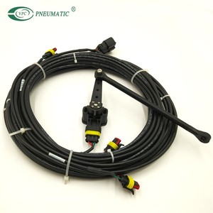 Accuair Air Ride Suspension Sensor de control de altura de plástico AA-ROT-120 con arnés de cableado - Product Image 1