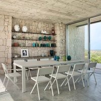 Ensemble table et chaises d'extérieur nordique pour cour, balcon, salon, terrasse, hôtel, gîte, restauration, mobilier commercial et de loisirs