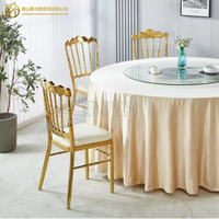 Chaise Chiavari Napoléon de luxe élégante, empilable, en métal doré sculpté, avec dossier électroplaqué et rembourrée, pour mariages et événements