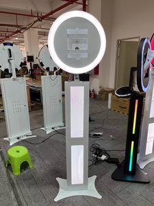 Meilleur vendeur Topchoice <span class=keywords><strong>iPad</strong></span> Photo Booth Deluxe Duo Écran LCD Support <span class=keywords><strong>Imprimante</strong></span> Montage facile Garantie 1 an Capacité 7-9 personnes - Product Image 2