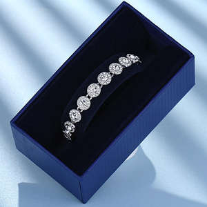 Pulsera de eslabones romanos con diamantes completos, pulsera de tenis de lujo con cristales, versión pequeña de alta gama popular en Europa y América - Product Image 4