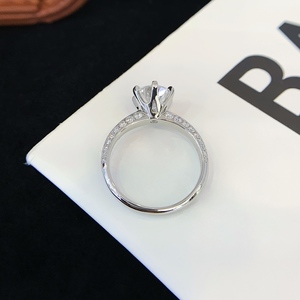 Pierre principale de luxe de 1,5ct cultivée en laboratoire 0,399ct/36 pierre secondaire Platine Cabinet supérieur Pt950 Bague diamant NGTC Certificat Mariage - Product Image 4