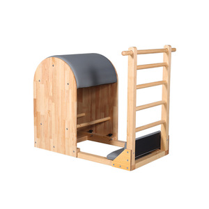 Attrezzatura Multifunzione per Pilates: Ladder Barrel Curvo in Pelle Sintetica per Yoga e Allenamento Privato - Eight Thousand - Product Image 1