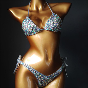 Maillot de bain sexy pour femmes de style européen et américain, ensemble de bikini en strass cristal AB pour la plage d'été, vente en gros de vêtements de bain - Product Image 4