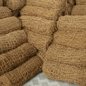 Panneau de filet de coco stabilisé aux UV pour les jardins sur les toits, les murs verts et le paysage urbain durable - Product Image 1