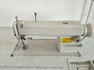 QL-5550 High-speed Lockstitch Industrial <b>Sewing</b> Machine - Product Image 2