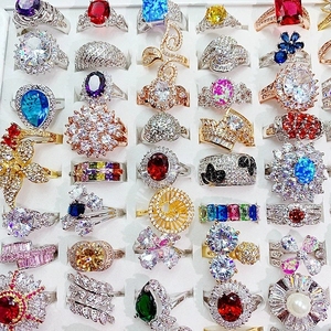 Anello con zirconi colorati esagerati dell'industria pesante, alla moda e lussuosi gioielli con pietre preziose retrò Micro-set BJ-00143 - Product Image 3