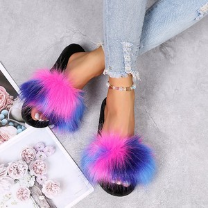 El nuevo estilo 2025 de <span class=keywords><strong>zapatillas</strong></span> de abrigo <span class=keywords><strong>para</strong></span> mujer, las mismas <span class=keywords><strong>zapatillas</strong></span> de mujer de moda que son populares en otoño e invierno - Product Image 4