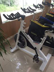 En <span class=keywords><strong>promotion</strong></span>, vente chaude, nouveau vélo de <span class=keywords><strong>spinning</strong></span> commercial, équipement de gym, vélo de <span class=keywords><strong>spinning</strong></span> d'intérieur, vélo de fitness - Product Image 4