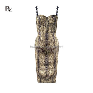 Vente en gros personnalisé 3D Floral Strap Bodycon imprimé léopard <span class=keywords><strong>robe</strong></span> <span class=keywords><strong>de</strong></span> cocktail pour les femmes petit lot personnalisé concepteur édition limitée - Product Image 4