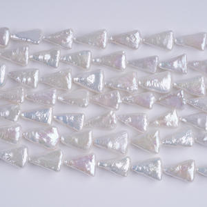 Perles de bouton d'eau douce naturelles blanches baroques triangulaires de 10 à 13 mm, perles en vrac roses, accessoires de bijoux DIY, vente en gros à Zhuji - Product Image 3