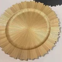Assiette de présentation en plastique peinte par pulvérisation, style occidental, pour mariage, hôtel, fête, design moderne et minimaliste, forme irrégulière, motif uni