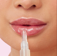 Gloss à lèvres personnalisé repulpant aux extraits de Capsicum Frutescens, marque privée