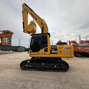 Escavatore Komatsu PC200 usato, escavatore Komatsu PC200-8 PC200-7 PC220 PC240, nuovo escavatore Komatsu PC200 in vendita