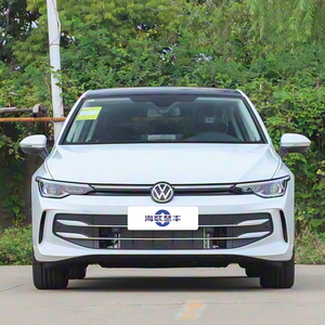Vente chaude 26 <span class=keywords><strong>Golf</strong></span> 300TSI R-Line Cinq portes Cinq places Hatchback <span class=keywords><strong>blanc</strong></span> avec fonctions d'aide à la conduite - Product Image 3