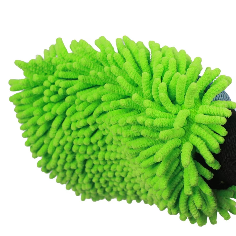 สีเขียว