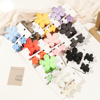 Pince à cheveux en forme de fleur personnalisée de 7 cm pour fille, pince à cheveux en plastique de couleur unie, vente en gros, pince à cheveux mate à maintien fort, pince à cheveux