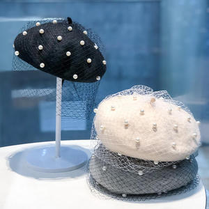 Sombrero de Pescador de Malla con Diamantes Brillantes para Mujer, Estilo Otoño/Invierno, con Cristales, para Sesiones de Fotos, con Diseño Recortado - Product Image 5