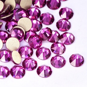 Strass en cristal non thermocollant A1 de haute qualité 2088 en verre SS10-SS40 à 16 facettes taillées, vente en gros - Product Image 1