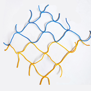 Une <span class=keywords><strong>filet</strong></span> <span class=keywords><strong>de</strong></span> <span class=keywords><strong>football</strong></span> tissée avec <span class=keywords><strong>précision</strong></span>, durable et très résistante, qui ne se fera pas facilement déchirer. - Product Image 3