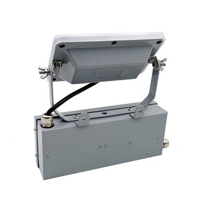 Projecteur LED basse consommation NFC9178 IP65 blanc pur pour installations industrielles - Product Image 1