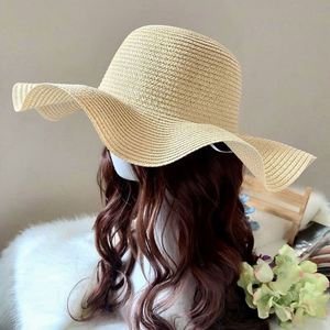 Chapeau de soleil de plage à large bord en paille pour adulte, chapeau bob pour femme, vente en gros à prix réduit - Product Image 3