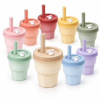 Gobelet en silicone personnalisé OEM avec couvercle à paille et plusieurs couleurs pour la vente en gros