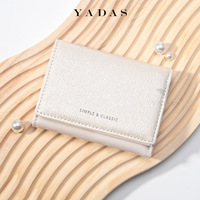 Dompet Lipat Tiga PU Berkilau Mini untuk Wanita Tempat Kartu Kecil Dompet Koin Saku ID 5 Warna Hadiah Wanita