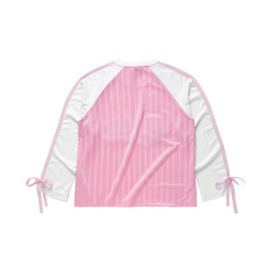 เสื้อยืดแขนยาวสีชมพูผ้าเชน รุ่น Fraise Rabbit Jersey ทรงปกติ แต่งดีเทลลูกไม้ - Product Image 2