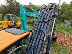 Pelles hydrauliques sur chenilles d'occasion Hyundai 220LC-9s en gros 99% nouvelles Pelle d'occasion 22 tonnes Hyundai d'occasion - Product Image 5