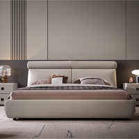 Lit double de luxe moderne de haute qualité, cadre en acier et bois, revêtement en cuir de vachette, confortable et écologique