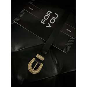 Cinturón de Mujer Fiori, Hebilla Dorada, Estilo Casual, Cinturón de Cuero PU para Uso Diario - Product Image 1