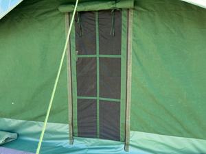 Carpa Impermeable de Lona Verde UPDF de Uganda, OEM, para 100 Personas, con Techo de PVC - Product Image 6