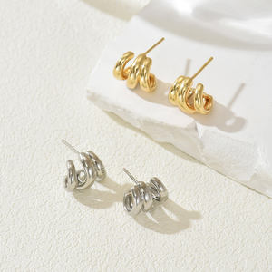 Boucles d'oreilles créoles classiques en laiton vintage avec lunette polie haute conception géométrique grande idée cadeau de fête d'anniversaire de mariage - Product Image 3