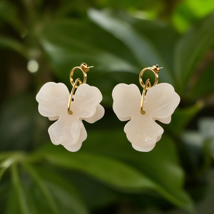 Pendientes de Moda con Diseño Floral, Acero Inoxidable 316L, Baño de Oro PVD, Resistentes y Sostenibles - Product Image 3