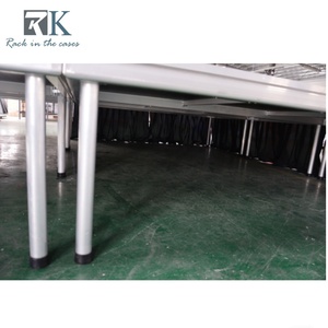 เวทีอลูมิเนียมทันสมัยพร้อมบันไดคู่สำหรับงานแสดง - Product Image 5
