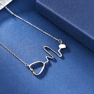 GN01 Collier infirmière en argent sterling 925, cœur et stéthoscope, bijoux pour infirmières et médecins, idéal pour anniversaire, Noël, Saint-Valentin - Product Image 3