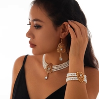 Juego de Joyería de Moda para Mujer con Certificación CE, Estilo Vintage, Aleación, Imitación de Perlas, Collar, Aretes y Pulsera