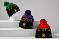 Chapeau d'hiver tricoté personnalisé 100% acrylique rouge et violet avec logo brodé jacquard, à revers, ajustement extensible pour usage quotidien, cadeau de vacances