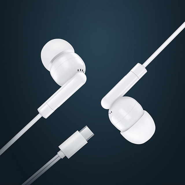 Trendy Type C Connector Stereo Wired In-ear Earphone Headphone Flat Cable Wired Earbuds Headset With Mic for Mobile Phone