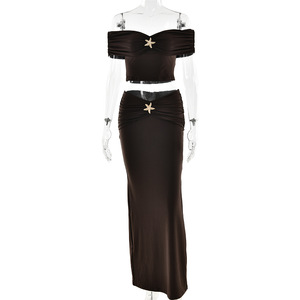 ชุดเซ็ตเสื้อเปิดไหล่และกระโปรงยาว JULISSA MO สำหรับผู้หญิง เนื้อผ้าระบายอากาศ ดีไซน์ทันสมัย ทรงเข้ารูป ชุดสองชิ้น สำหรับฤดูร้อน ปี 2025 - Product Image 5