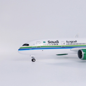 Modelo de Avión de Resina Boeing 787-10 de Saudi <span class=keywords><strong>Arabian</strong></span> <span class=keywords><strong>Airlines</strong></span> a Escala 1/145 de 47 cm con Tren de Aterrizaje - Product Image 6